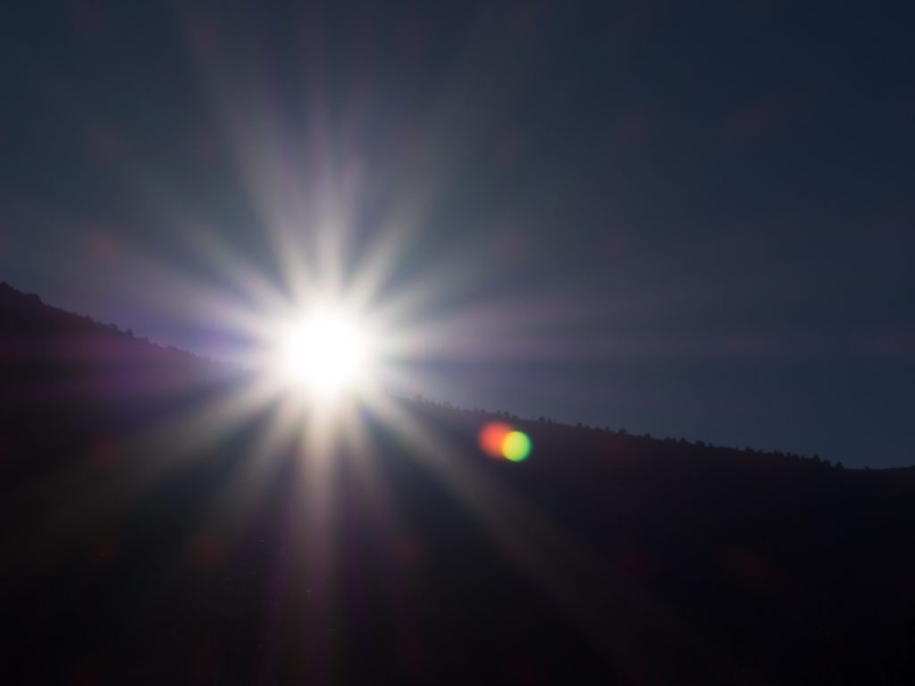 Un Jour de Neige - Eclipse du 21 août 2017 - lever de soleil